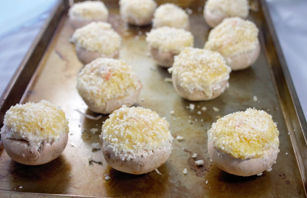 crab stuffed mushrooms with balsamic glaze