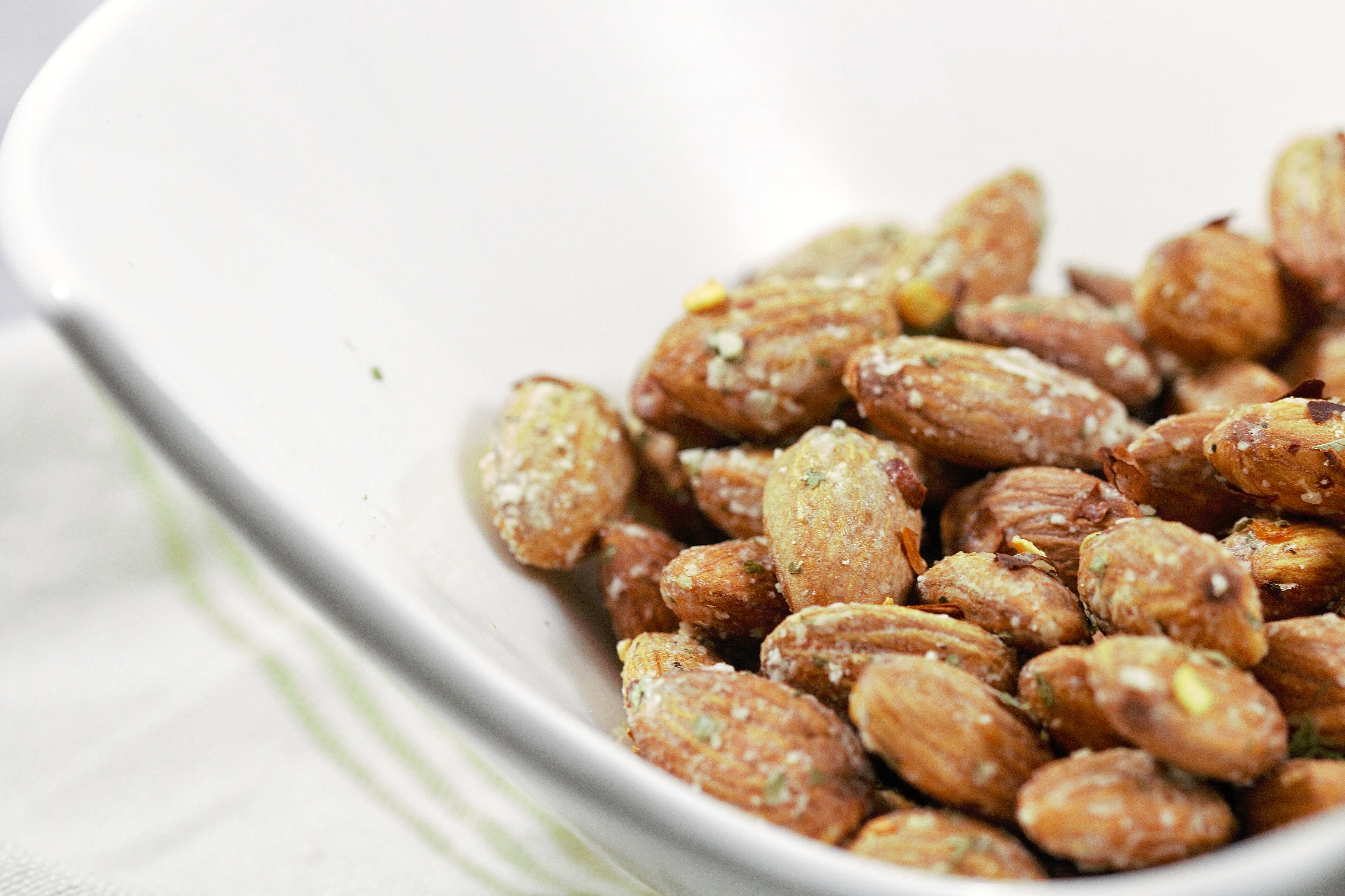 spicy parmesan ranch almonds